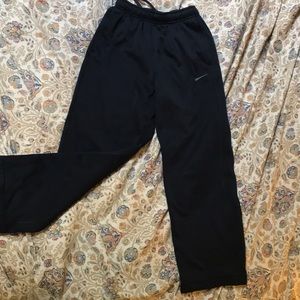 Nike therma-fit sweatpants